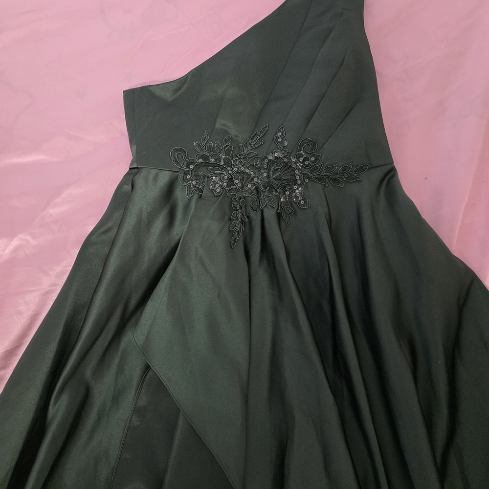 JJs House One-Shoulder Dark Green Dress